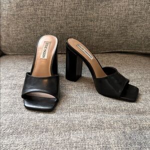 Steve Madden Black Open-Toe Heeled Mules